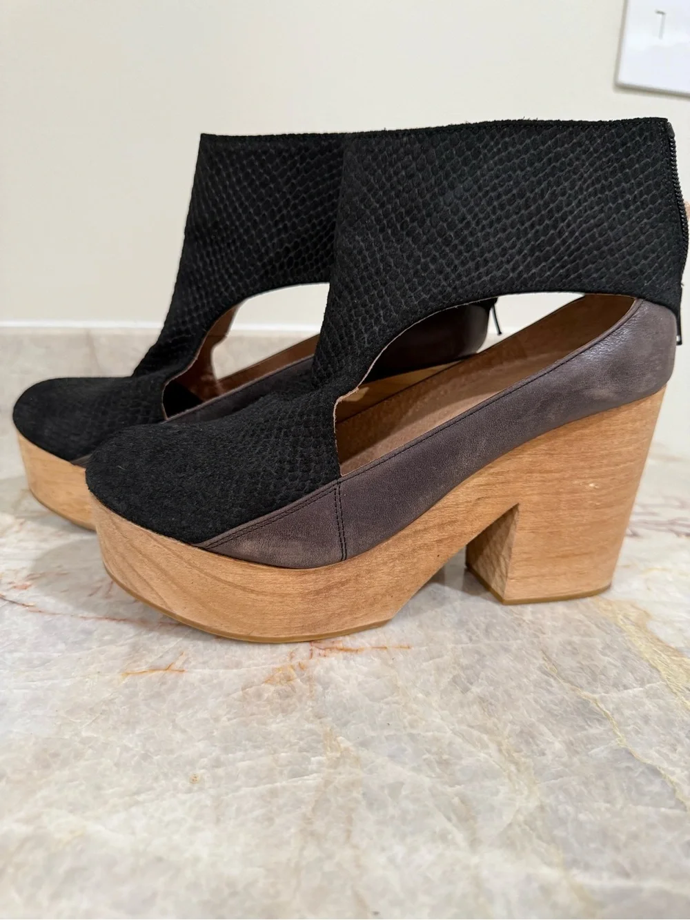 Free People Horizon Wood Clog Cutout Platform Heel Sandals Black EU 39 US 9